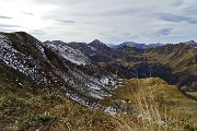 55 Il versante nord del Monte Arete in ombra con neve 